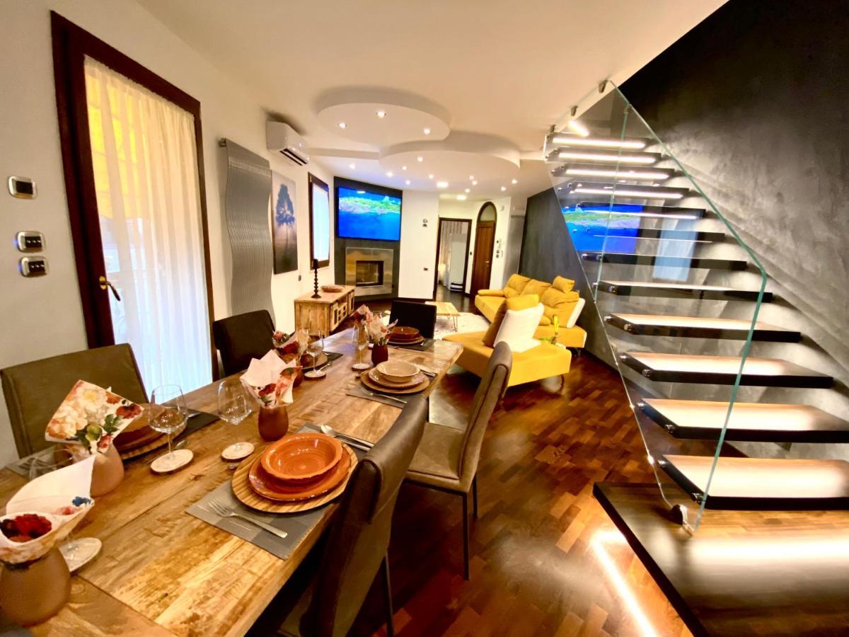 Wood Luxury House Apartment เปสการา ภายนอก รูปภาพ